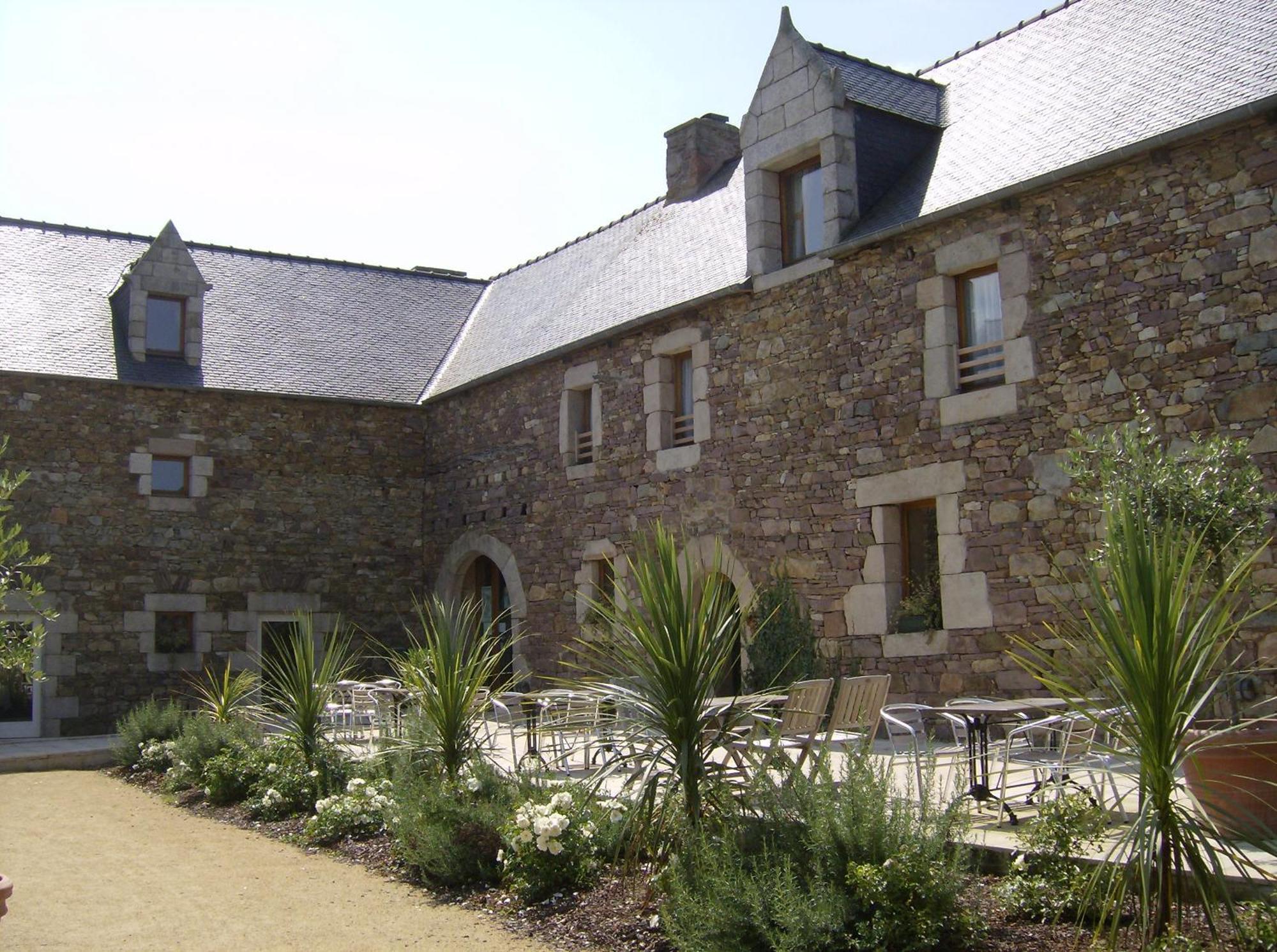 Отель Domaine De Kermodest Quemper-Guezennec Экстерьер фото